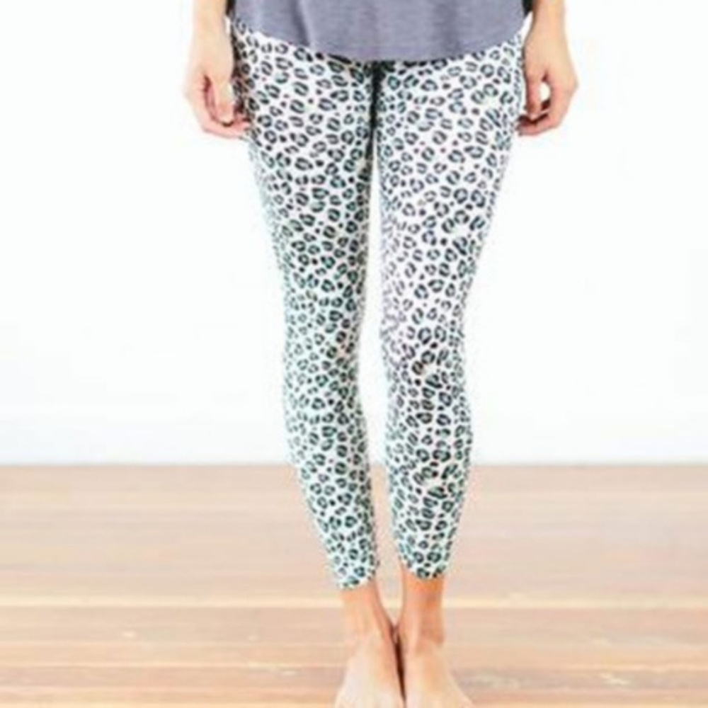 Fun Leopard Print Leggings